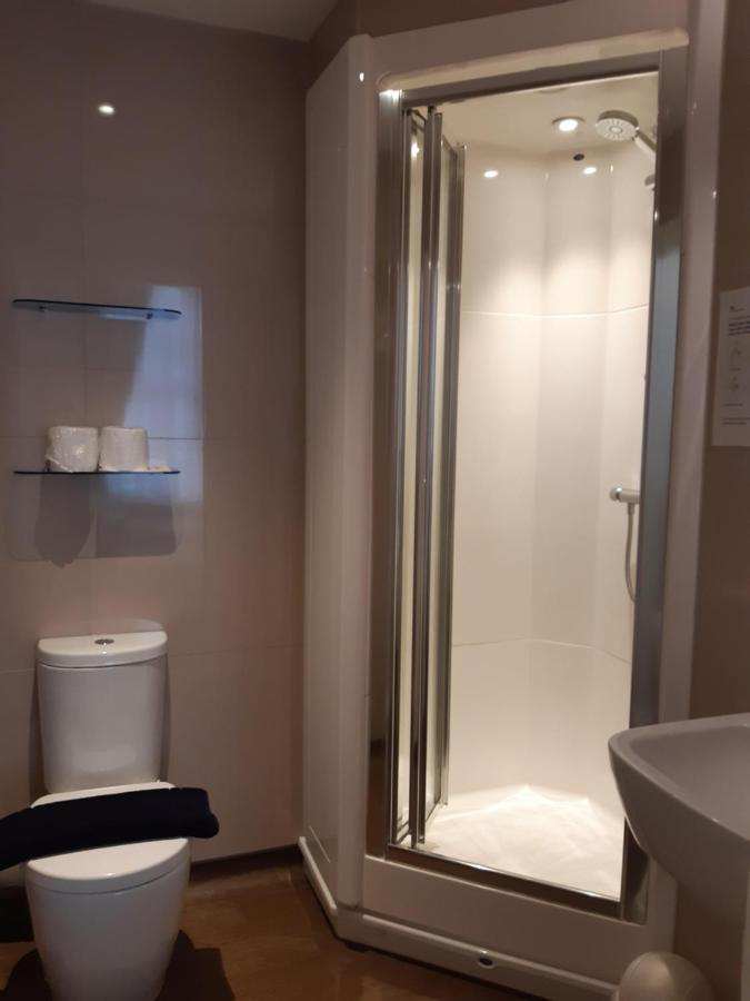 Crescent Hotel Лондон Екстериор снимка