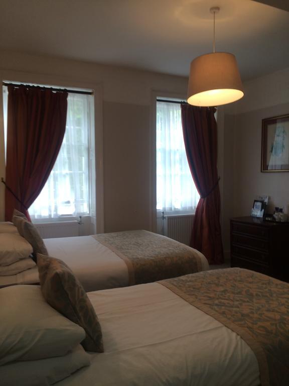 Crescent Hotel Лондон Екстериор снимка